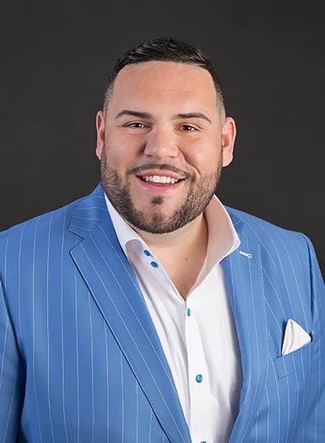 Chris Konawel Bio Picture