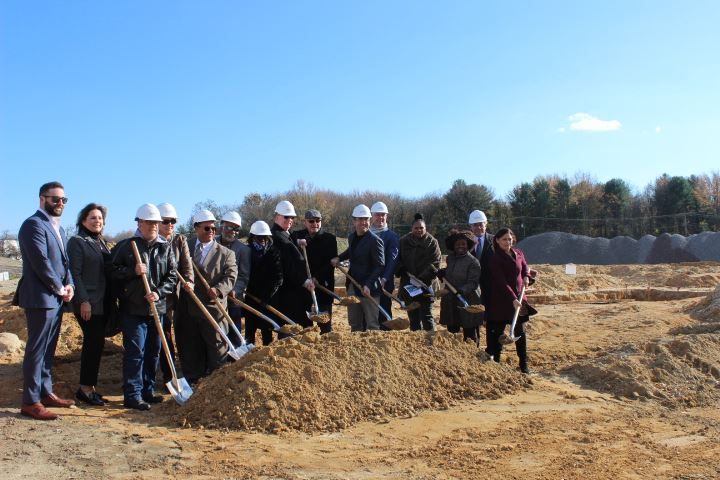 Group Shot Lincoln Blvd